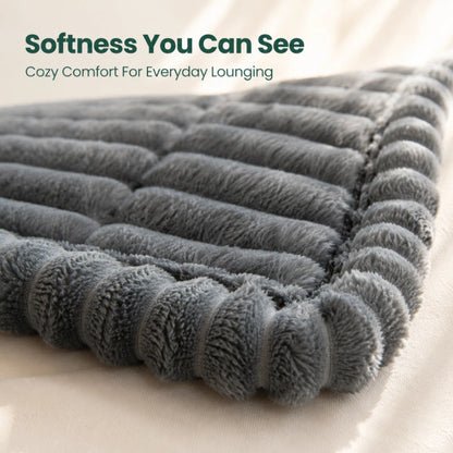 CloudHug Plush Non-Slip Sofa Cover - Cozevi