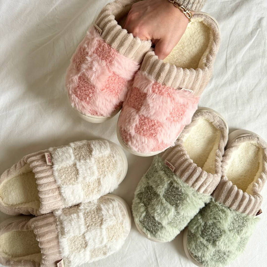 Cozevi Fluffy Slippers