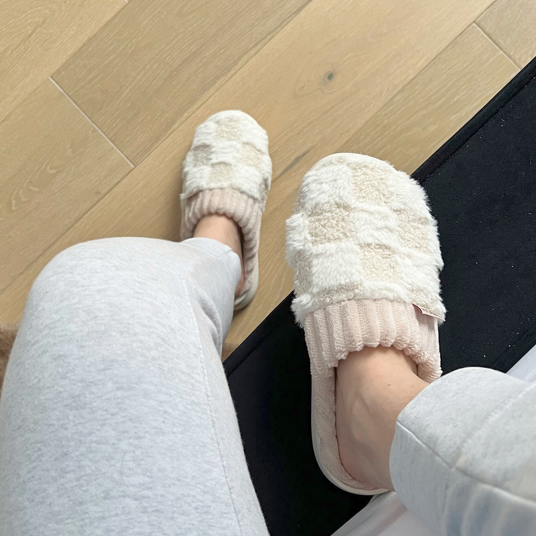 Cozevi Fluffy Slippers
