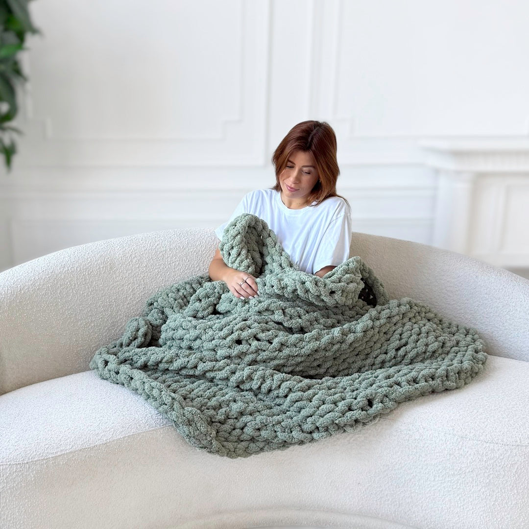 Modern chunky knit blanket for living room coziness