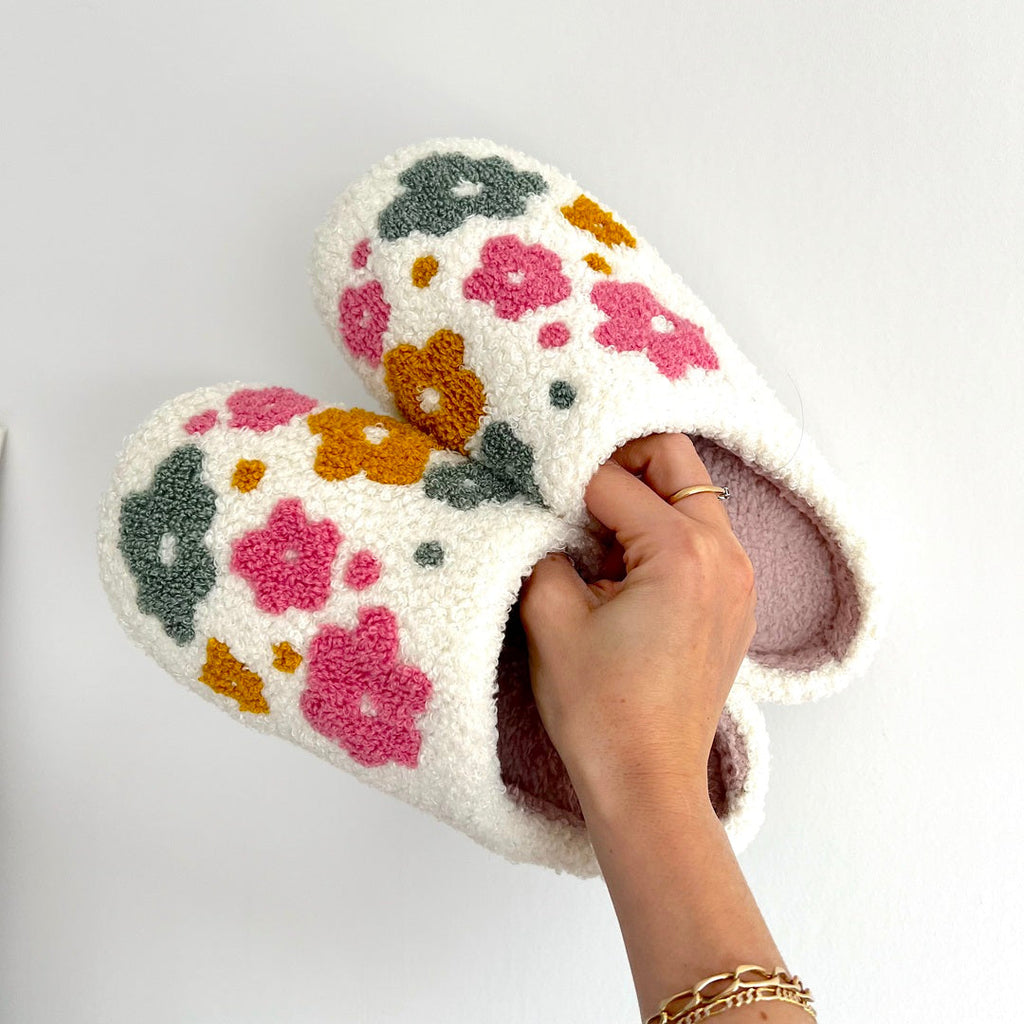 Floral embroidered slippers, thumbnail 3